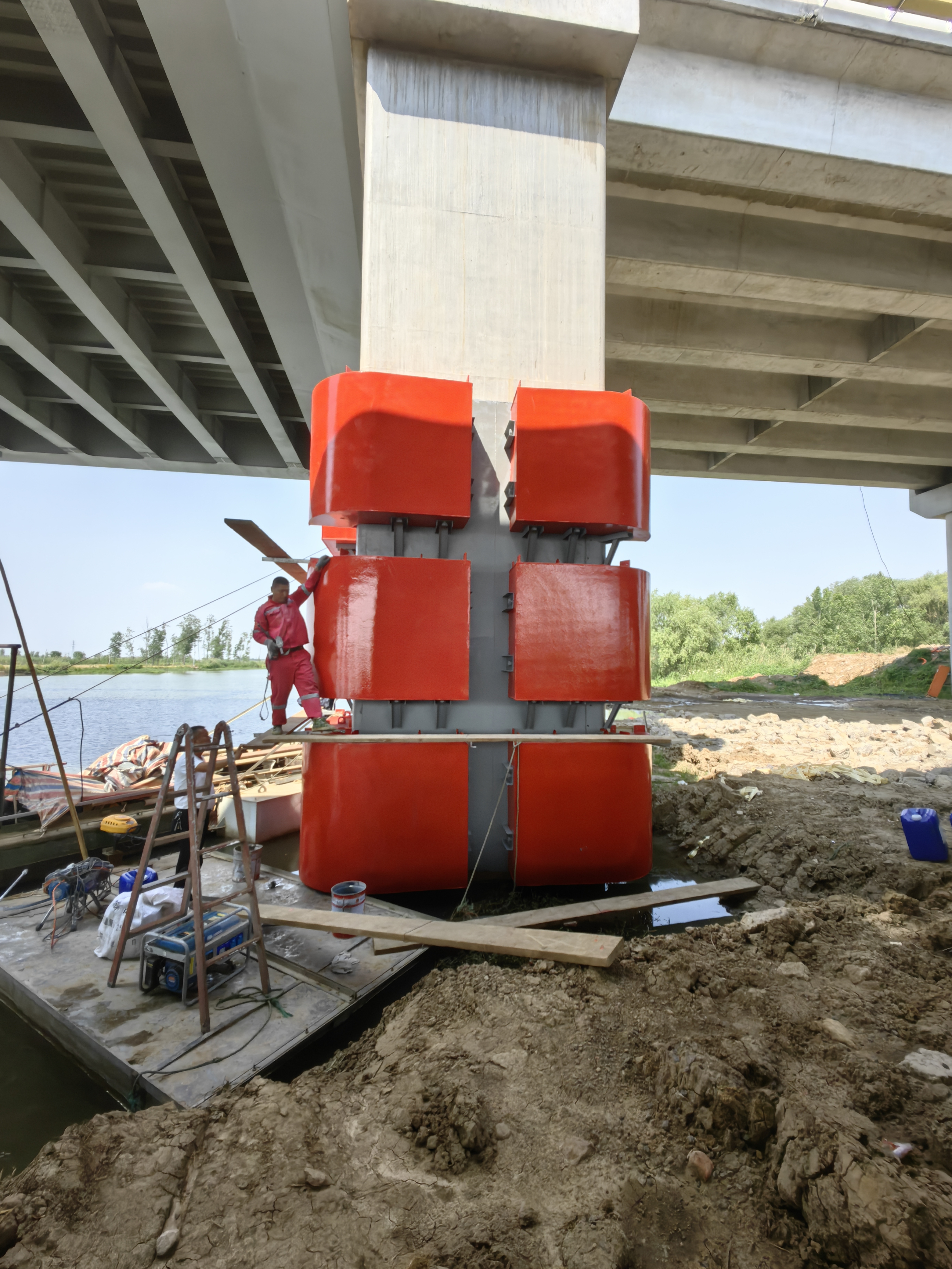  橋梁防船撞設(shè)施